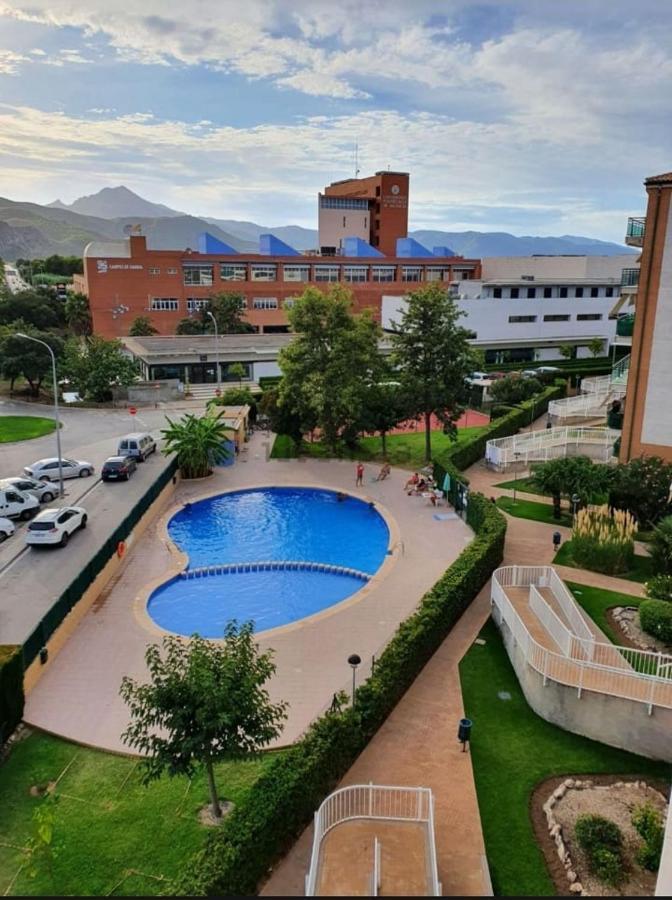 Universidad Del Mar - Alquiler Solo Familias Gandía Exterior foto